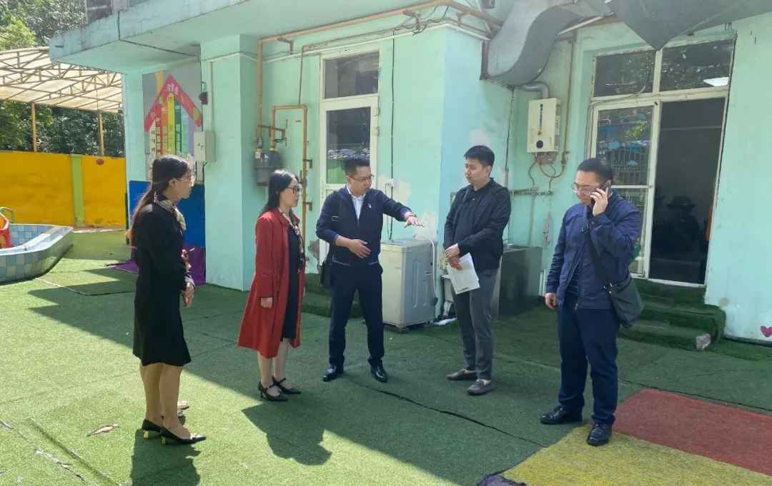 强责任 保安全 促提升教育公司开展交子幼儿园五一节前安全检查暨生态环境保护督查工作